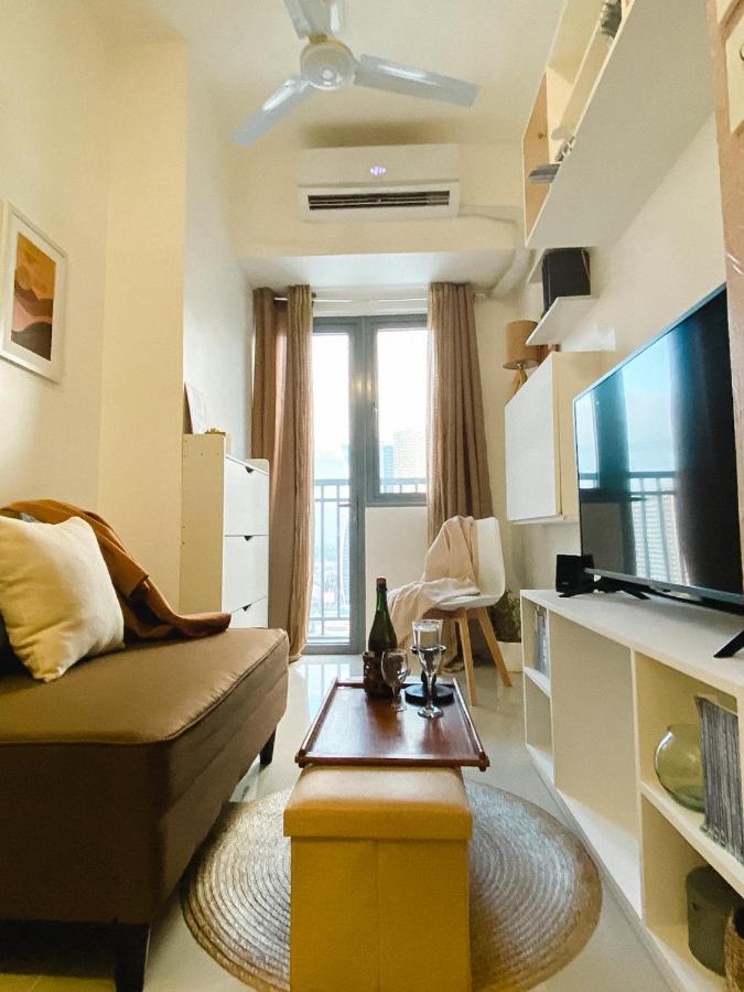 Fame Residences Tower-1 Unit 3207 In Mandaluyong 1 Bedroom W Balcony City View Manila Bagian luar foto